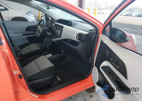 2012 Toyota Prius C Three z USA, uszkodzony, nr VIN JTDKDTB35C1028820